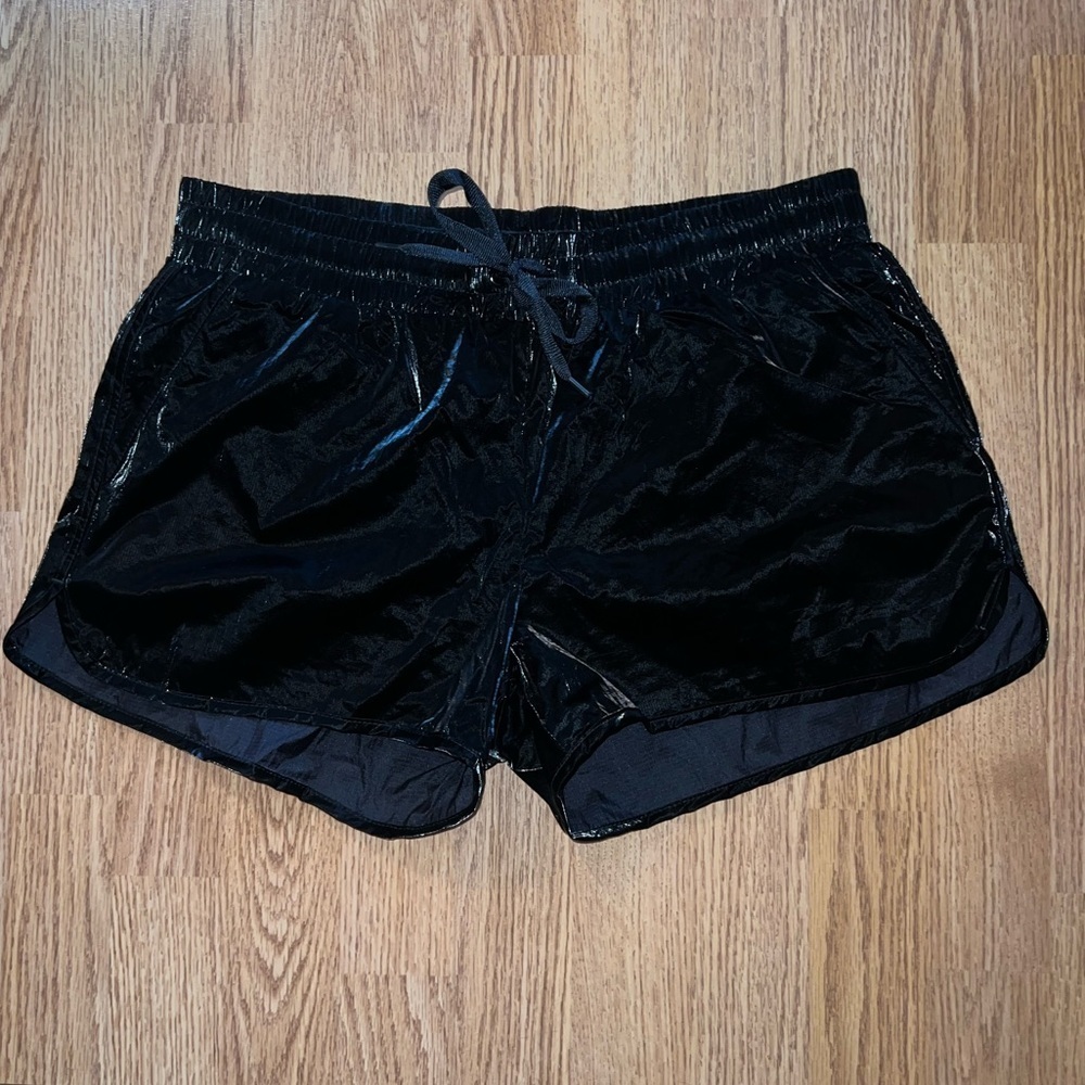 ZYIA Shorts